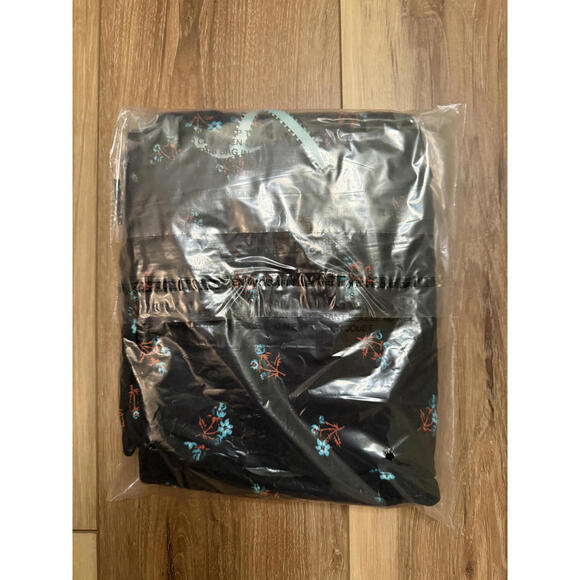 NWT! Free Poeple Everyone's Favorite Mini Dress Black Floral Size XS - Picture 4 of 4